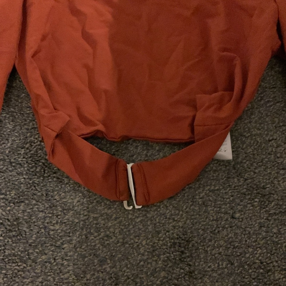 Top - Picture 4 of 6